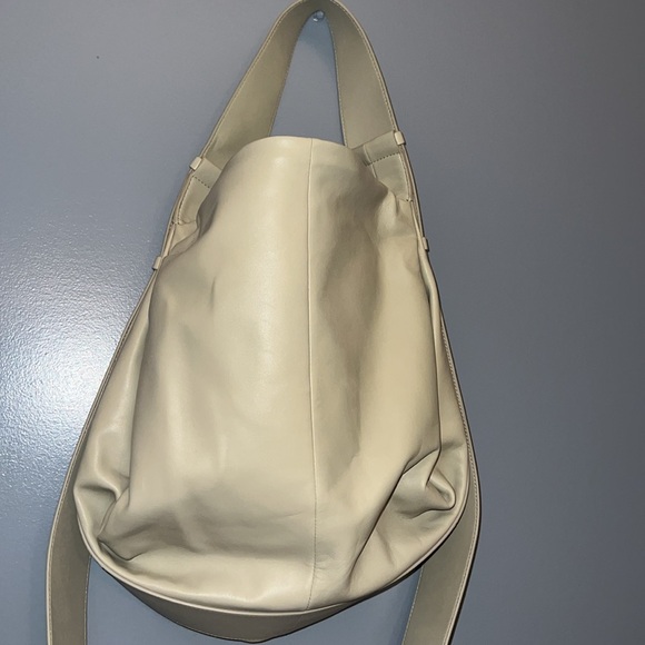 H&M LEATHER SHOULDER BAG - Picture 5 of 6